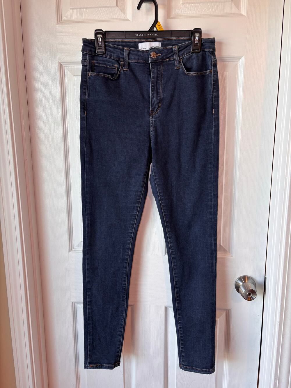 Vervet Los Angeles Women’s Size 29 Dark Wash High Rise Skinny Jeans Stretch